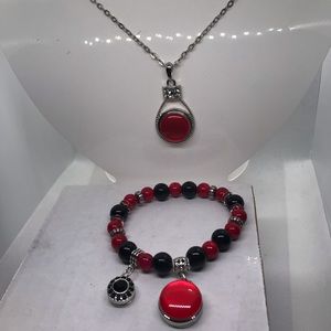 Beautiful Black And Red Charm Bracelet Set